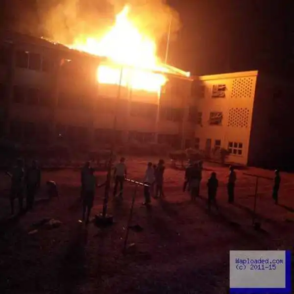 Photos: University Of Nigeria Nsukka Hostel Currently On Fire